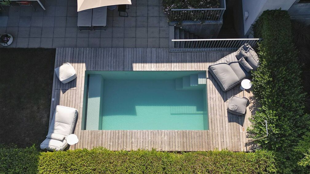 Kompakte (Pool-)Geschichte