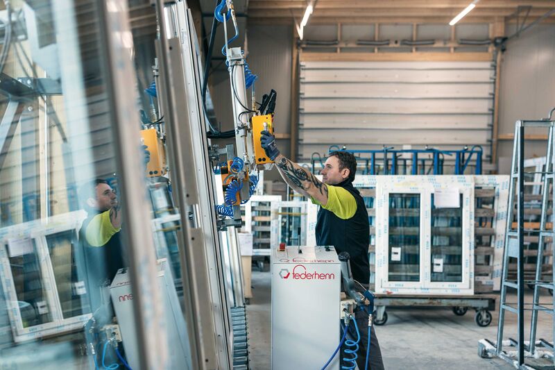 Pro Tag werden dank dem hohen Automatisierungsgrad 50 bis 60 Fenster hergestellt.