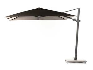 Der einfach bedienbare Freiarm-Sonnenschirm «Antigua» lässt sich dank Rollsockel ohne grossen Kraftaufwand verschieben. Er besticht durch seine Funktionalität mit einem praktischen, drehbaren 360°-Kurbelantrieb. Hunn Gartenmöbel.