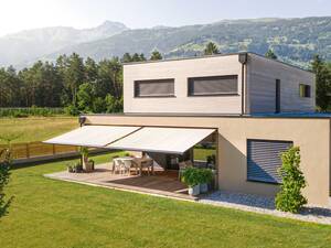 Markisen von Hella schaffen Freiraum für entspanntes Outdoor Living. Das Markisensortiment zeigt sich mit eleganten Designs, einer vielfältigen Tuchkollektion und je nach Modell mit smartem Zubehör, wie Licht- und Wärmequellen, Wettersensoren, Neigungswinkelverstellung und digitaler Bedienbarkeit. Hella.