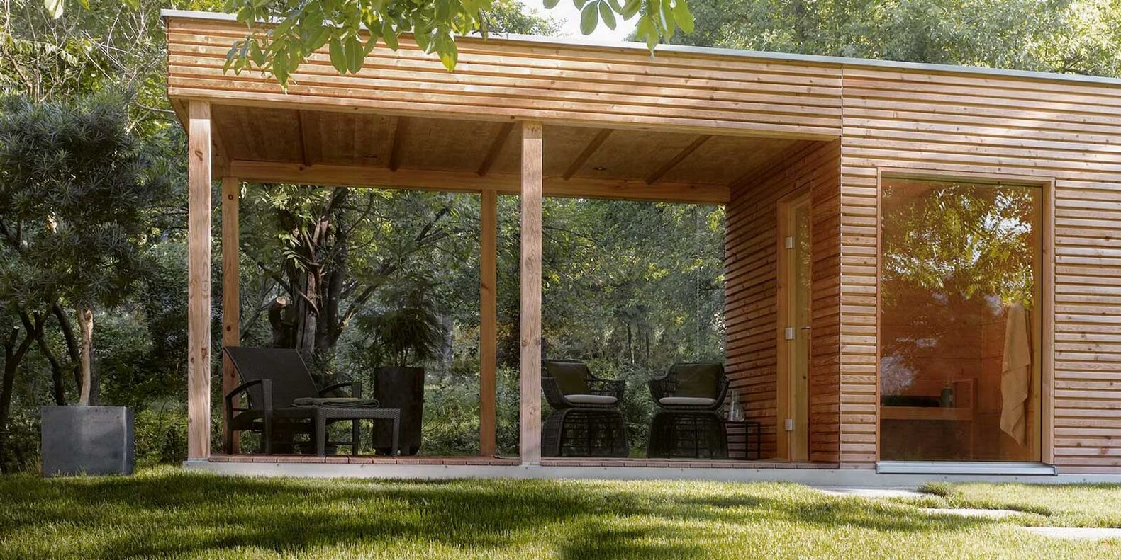 Die Aussensauna «Talo» ermöglicht ein einzigartiges Saunaerlebnis im Freien. Sie besticht durch modernes Design und wetterbeständige Verkleidungen wie Faserzement oder sibirisches Lärchenholz. In verschiedenen Grundrissen und Rastergrössen verfügbar. Klafs AG, www.klafs.ch