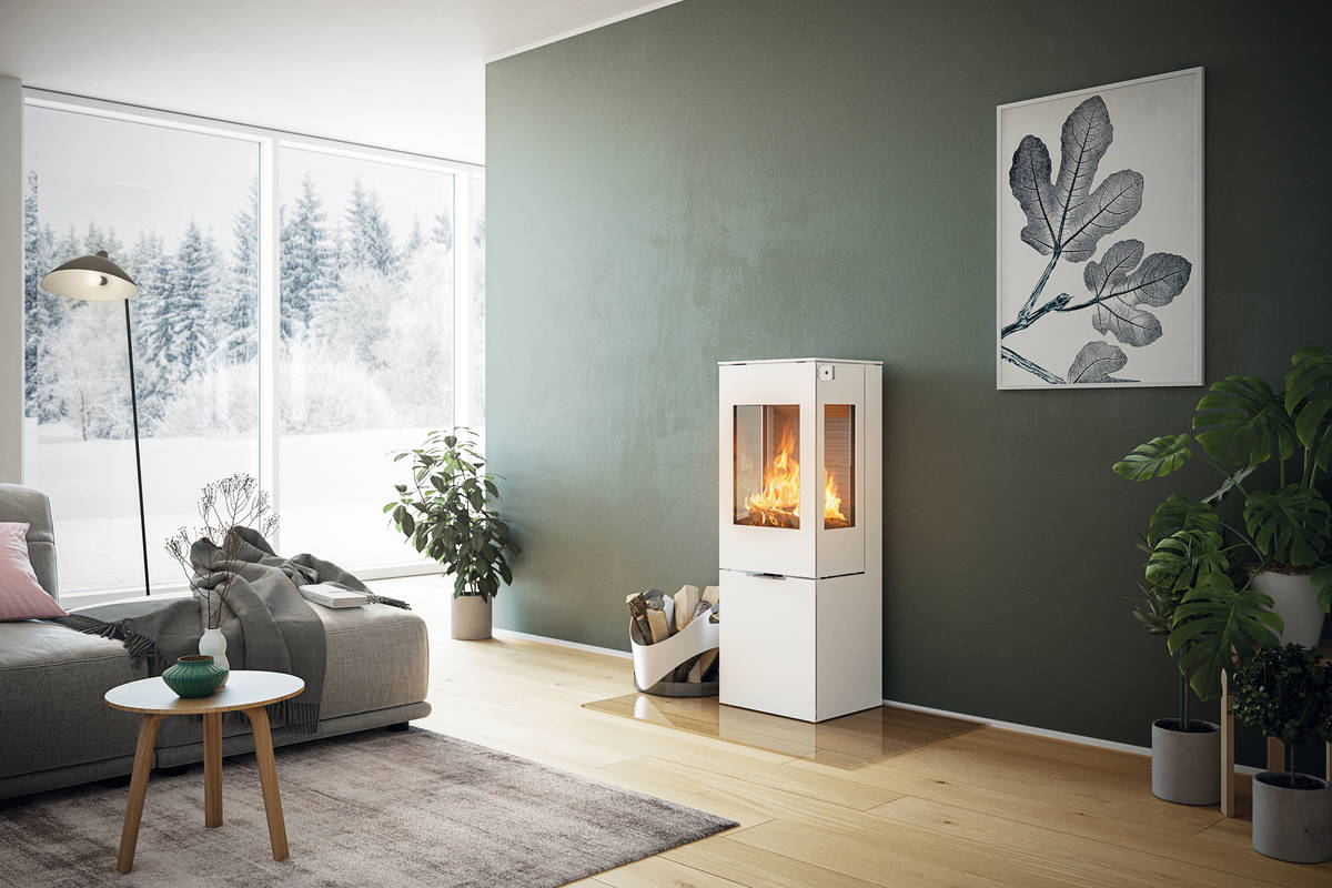 Nicht zu gross und nicht zu klein ist der Kaminofen «Nexo 120». Zur Wahl stehen sechs edle Farben, sechs Design-Türgriffe, Stahltür oder Glastür und viele weitere Komponenten wie beispielsweise eine Ofenbank. Attika.