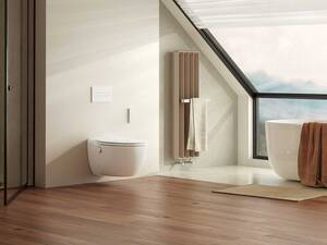 Das Dusch-WC «LaPreva P1» ist in zwei Varianten erhältlich: Das Basismodell bietet alle Standardfunktionen, das «LaPreva P1S» ist zusätzlich mit einer Auto-Open-Funktion und Sitzheizung ausgestattet. La Preva AG.